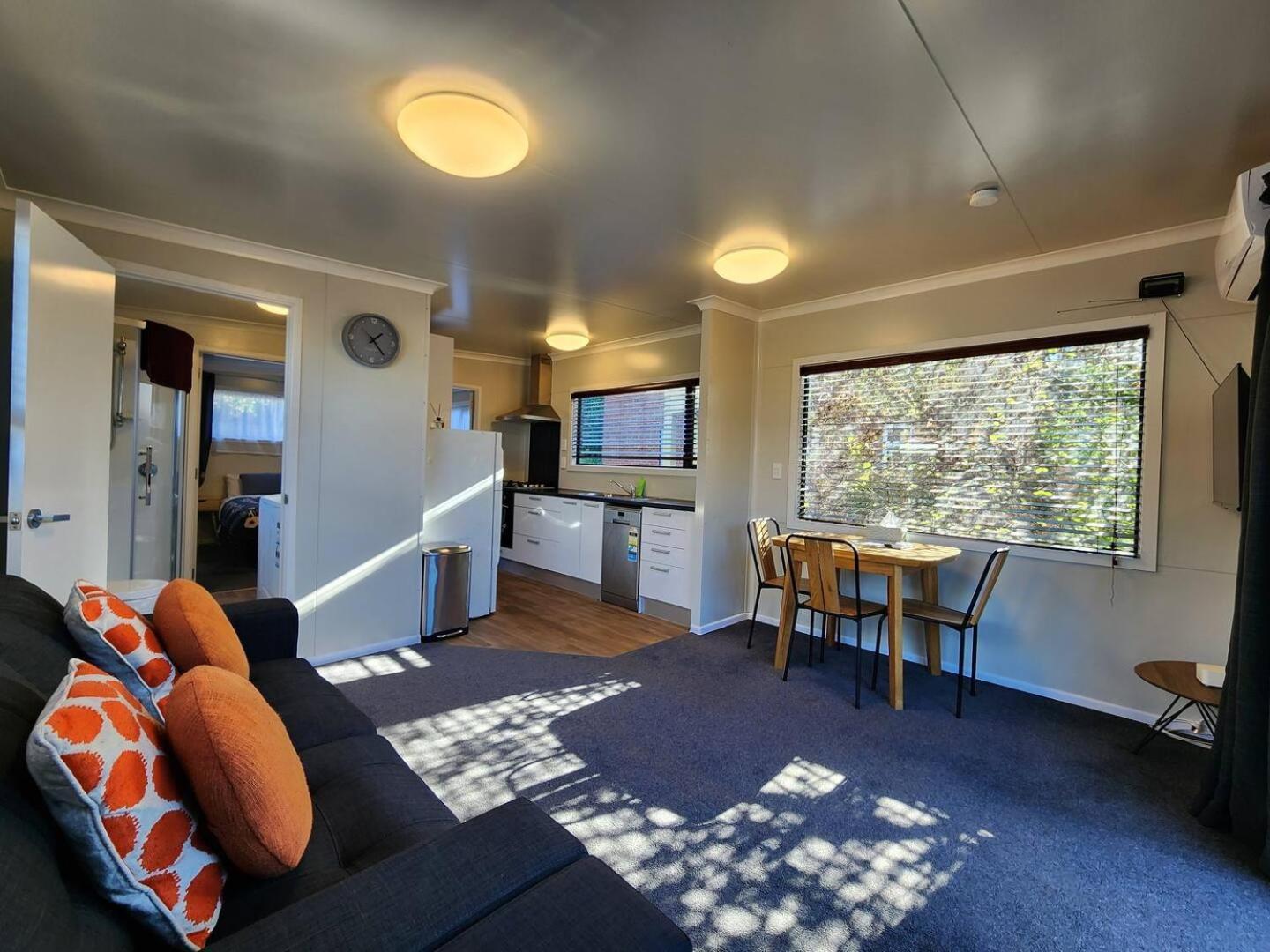 A Stone'S Thrown From Town Cosy Home Dunedin Buitenkant foto
